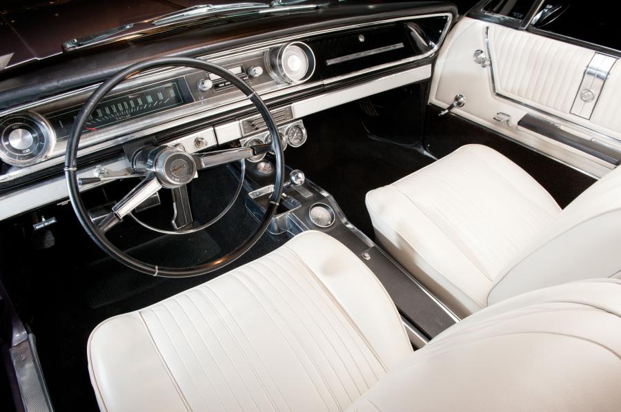  Chevrolet Impala SS 396 Convertible 1965 года  (фото 26 из 29)